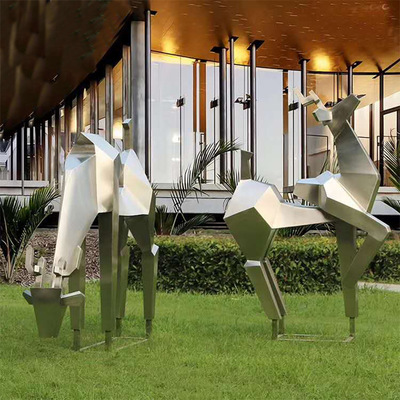 制作 不锈钢镂空鹿雕塑